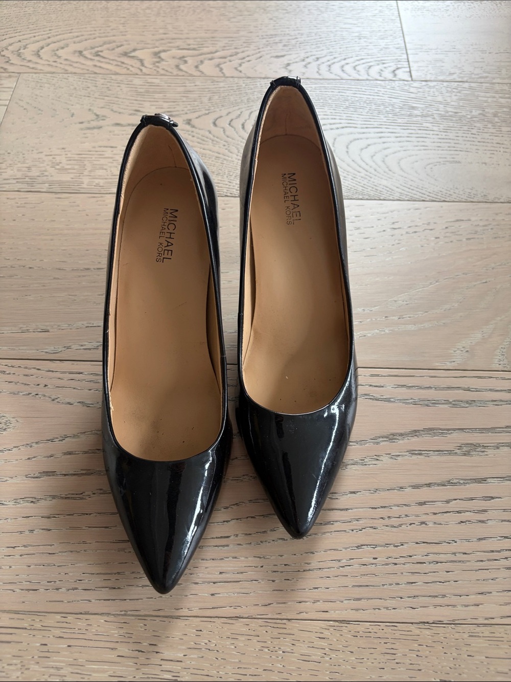 MICHAEL Michael Kors Black Patent Pointed-Toe Pumps 6.5 barely used